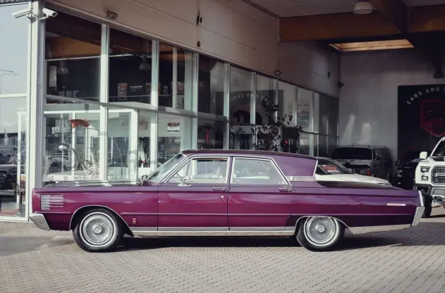 Image of Mercury PARK LANE 4-Door Sedan 6.4 V8 300hp 6.4 kW